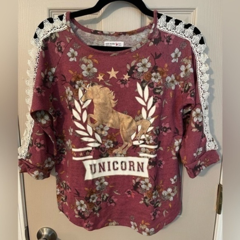Knit Works 3/4 Sleeve Floral Unicorn Tee W/Lace Trim